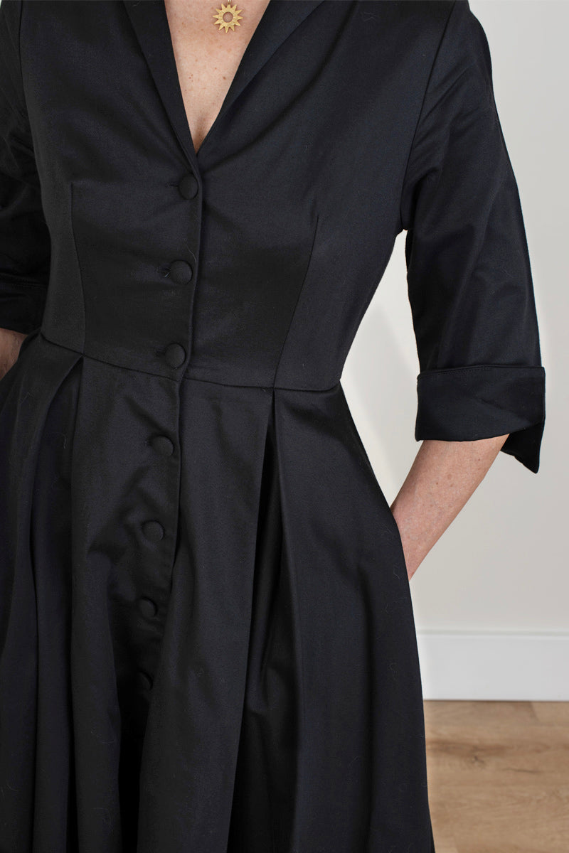 Lesley Evers Black dress